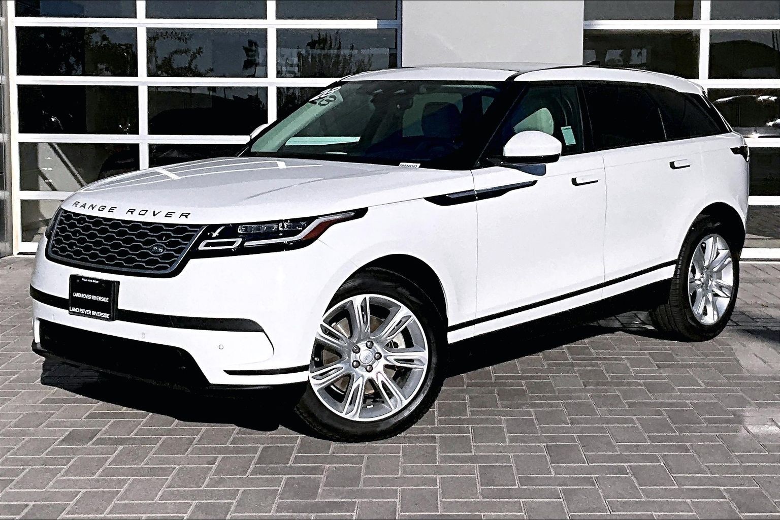 2023 Land Rover Range Rover Velar S's photo