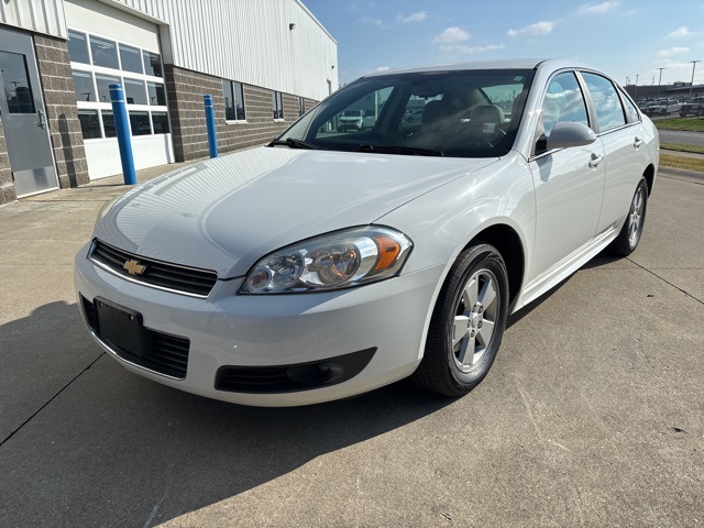 Used 2010 Chevrolet Impala LT with VIN 2G1WB5EK5A1138742 for sale in Greenwood, IN