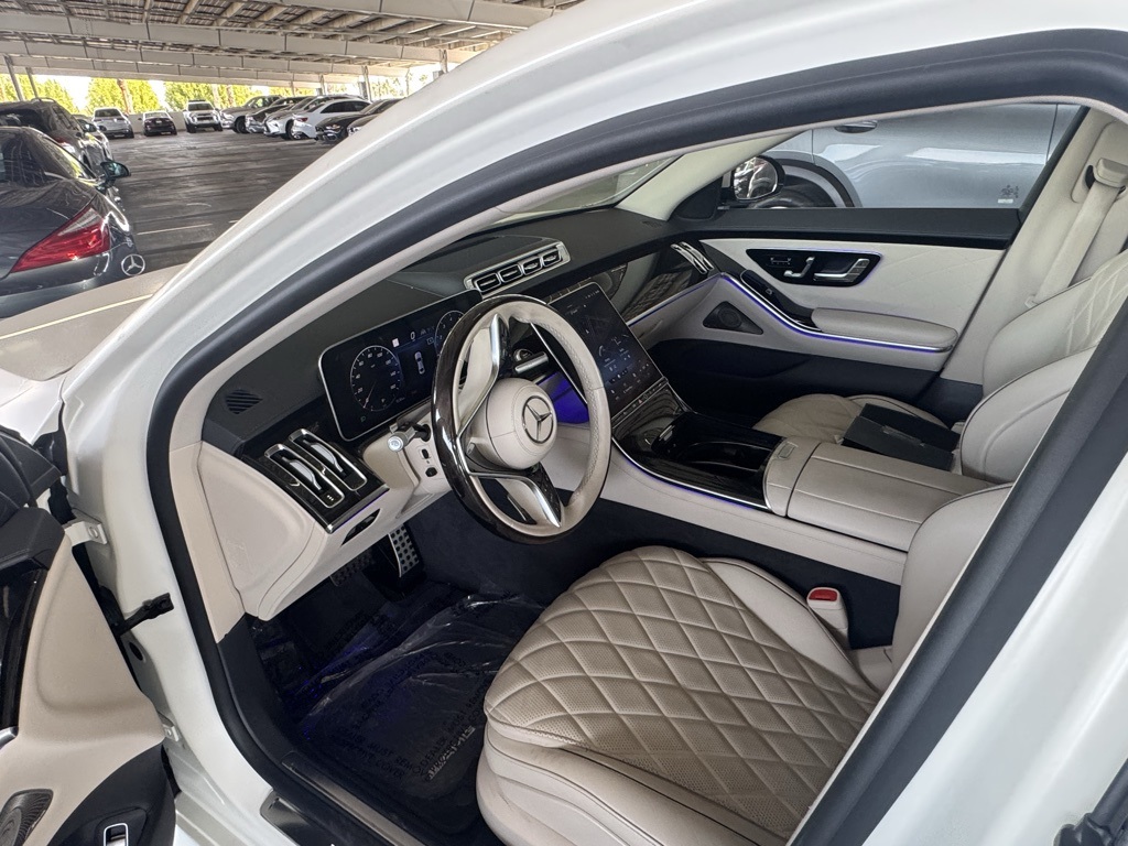 2022 Mercedes Benz S 580 4MATIC photo 2