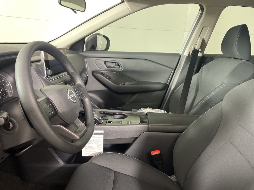 2025 Nissan Rogue S photo 20
