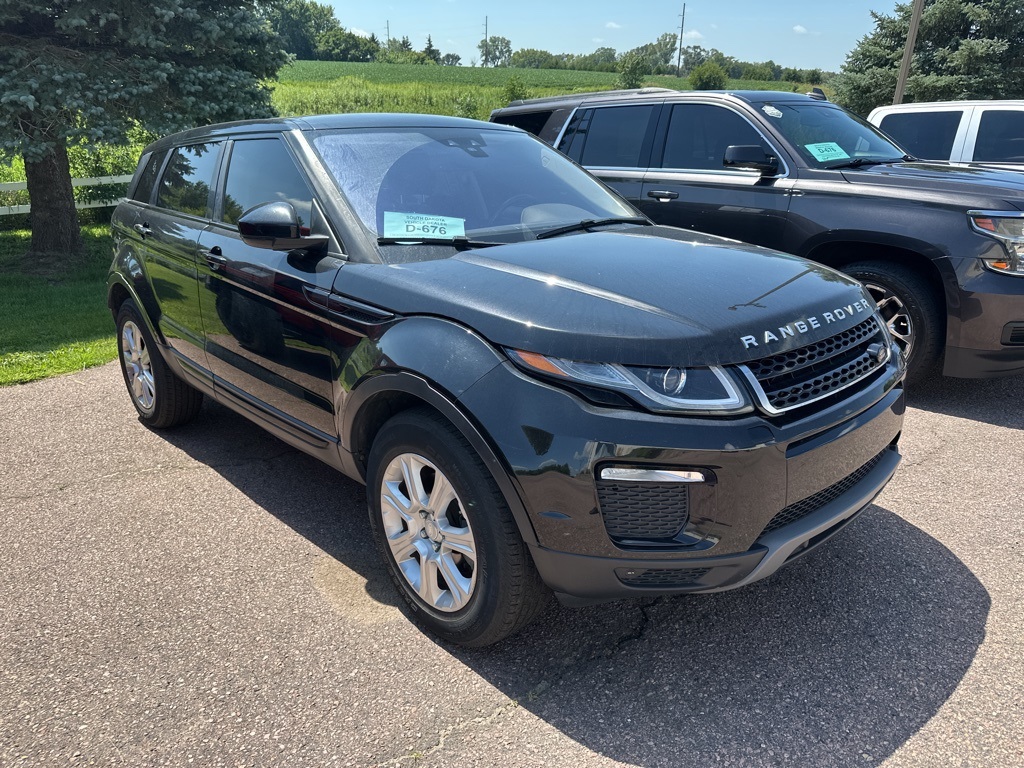 2017 Land Rover Range Rover Evoque SE photo 3