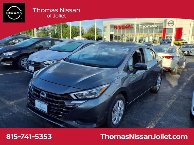 2025 Nissan Versa 1.6 S photo 2