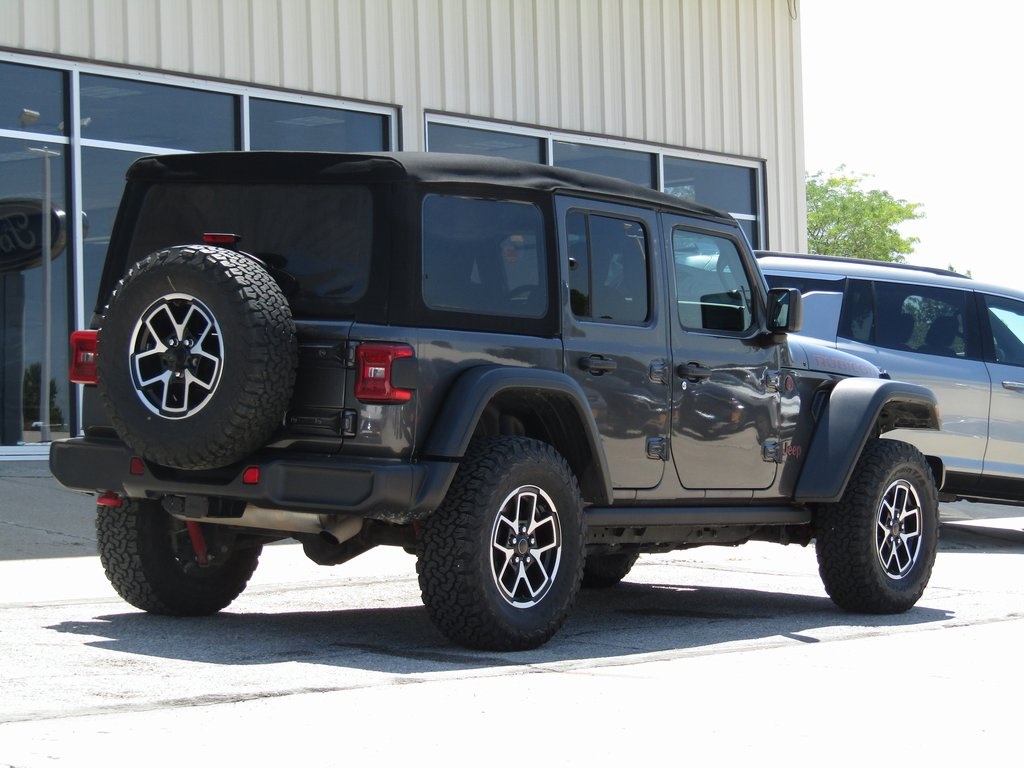 2024 Jeep Wrangler Rubicon photo 3