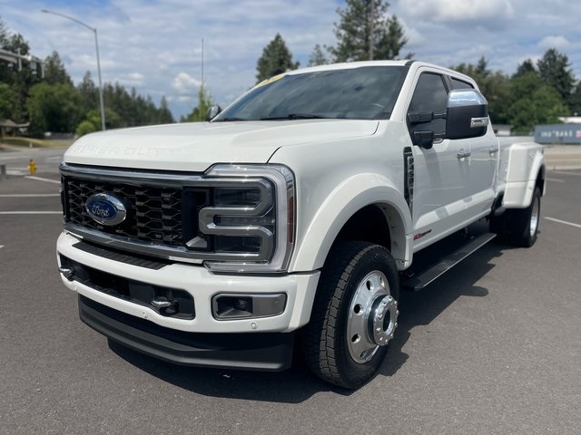 2024 Ford F-450 photo 4