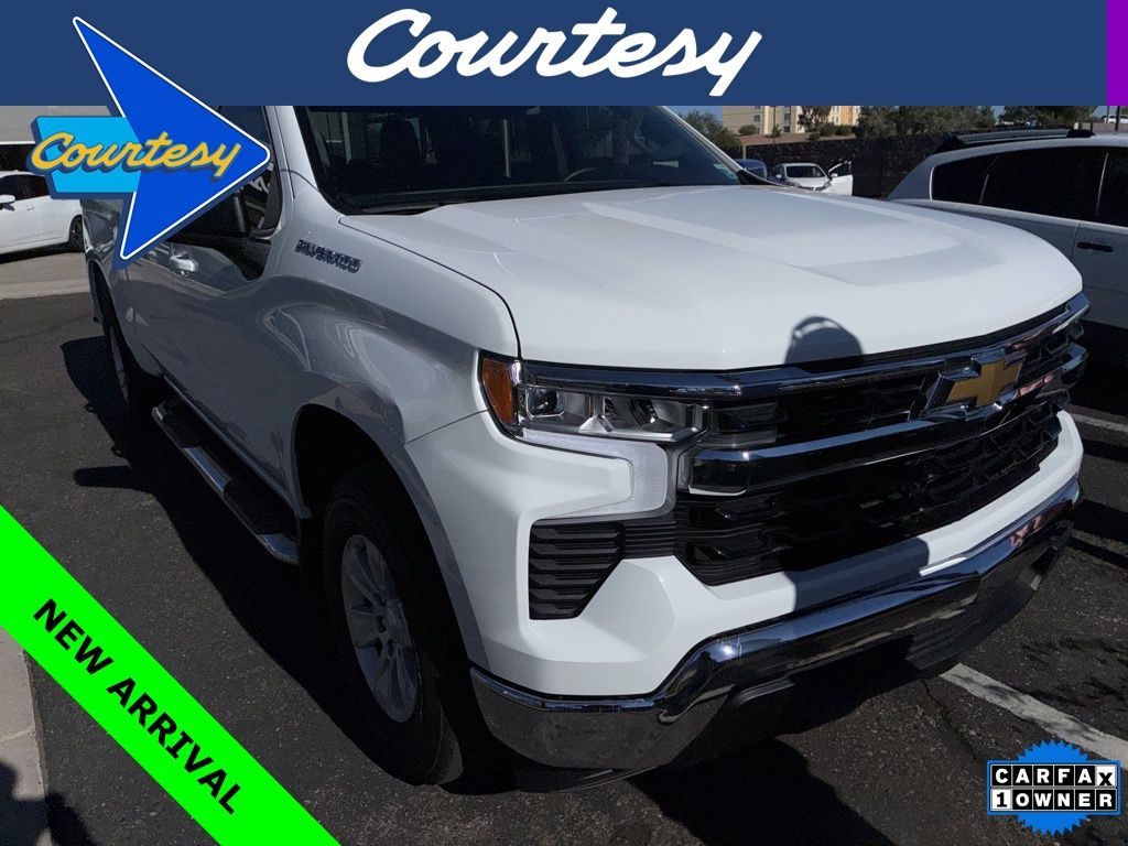 2024 Chevrolet Silverado 1500 LT's photo