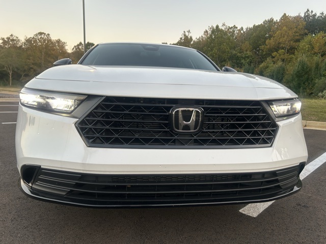 2025 Honda Accord Hybrid Sport-L photo 2