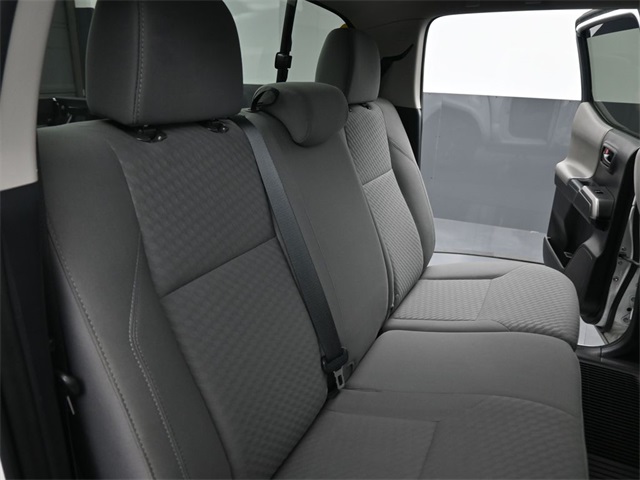 2020 Toyota Tacoma SR5 photo 23
