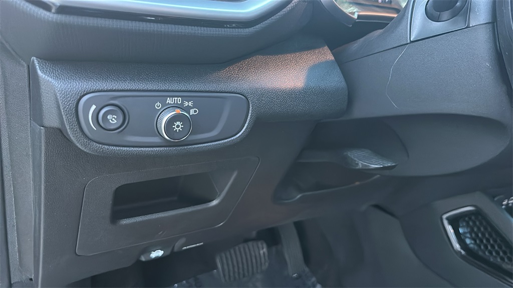 2021 Chevrolet Trailblazer LS photo 14