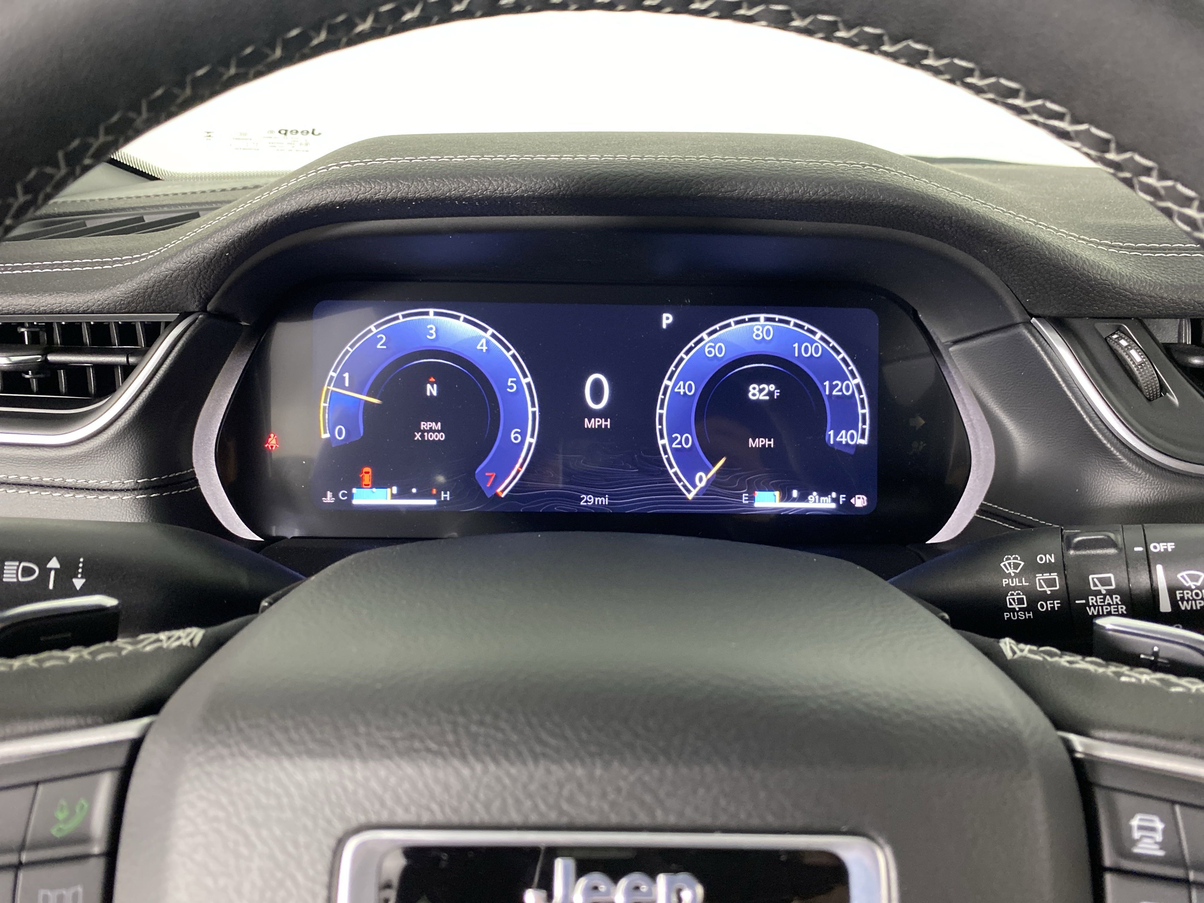 2025 Jeep Grand Cherokee Limited photo 6
