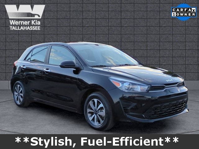 2023 Kia Rio 5-Door S's photo