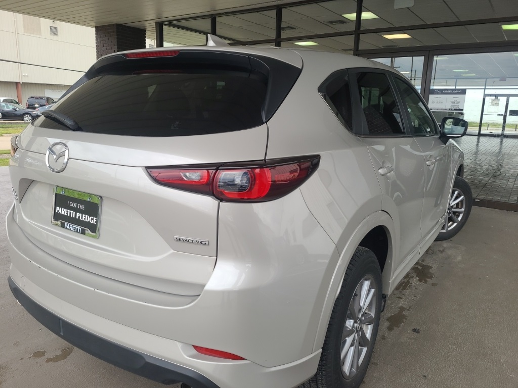 2024 Mazda CX-5 2.5 Select photo 5