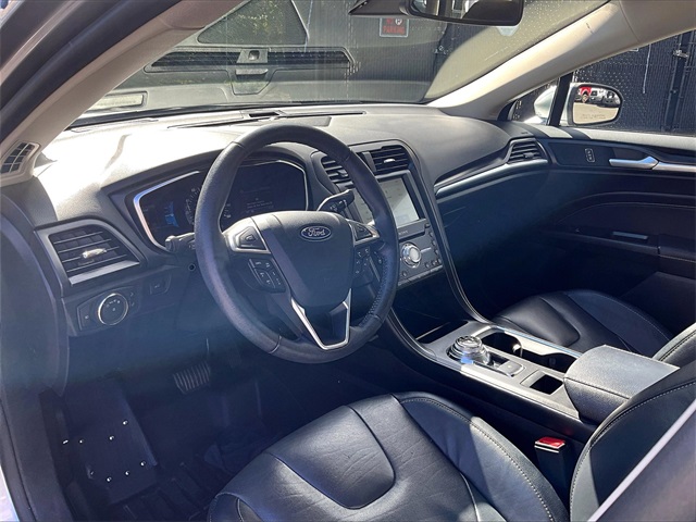 2020 Ford Fusion Titanium photo 12