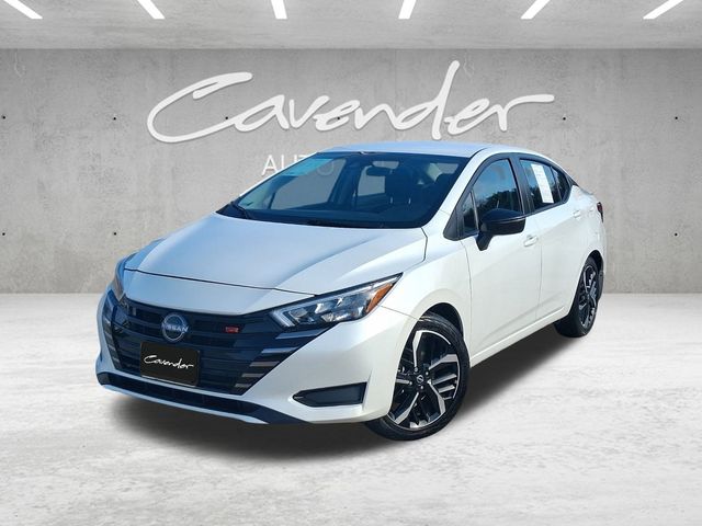 2025 Nissan Versa Sedan SR's photo