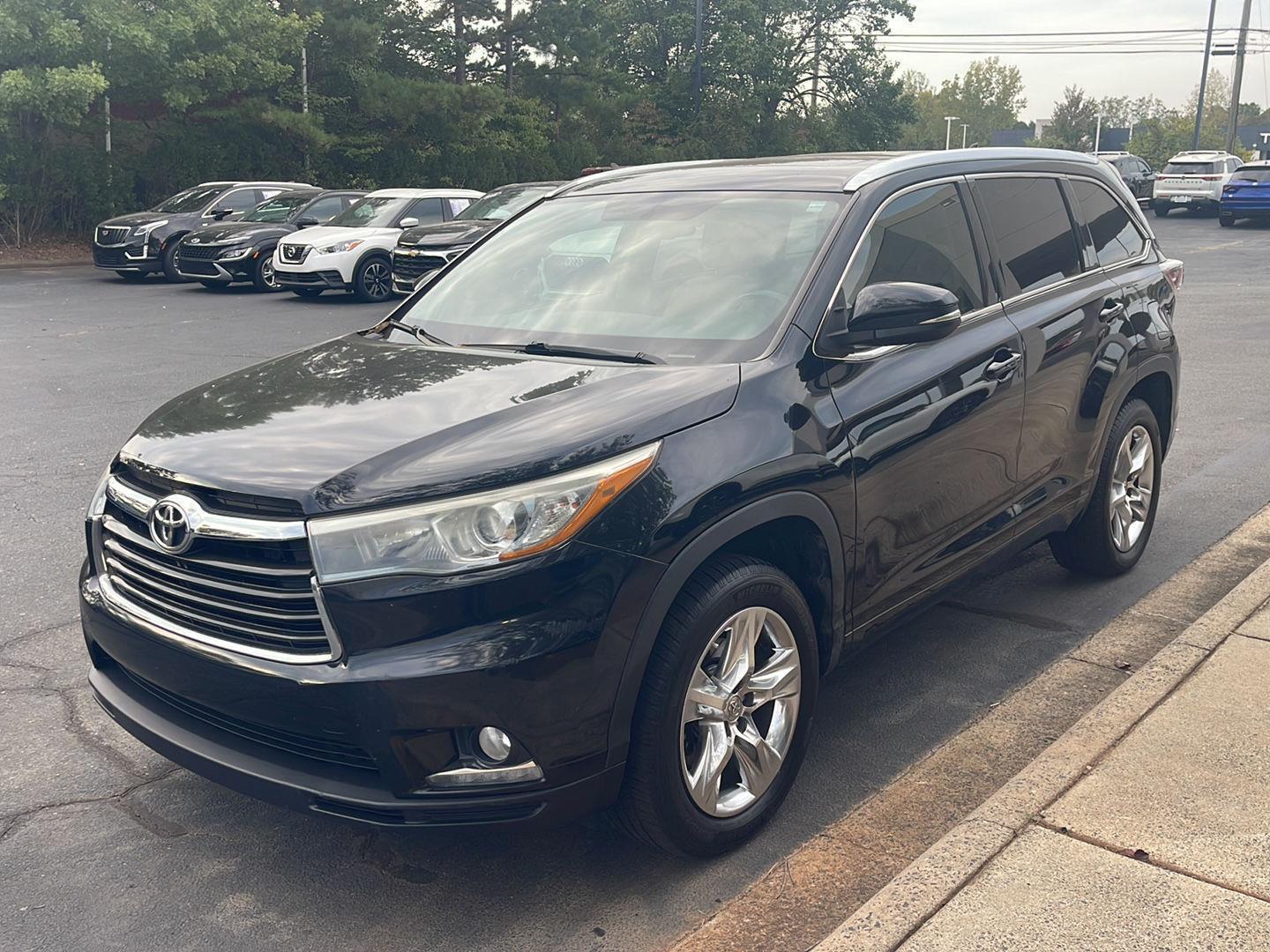 2015 Toyota Highlander Limited photo 2