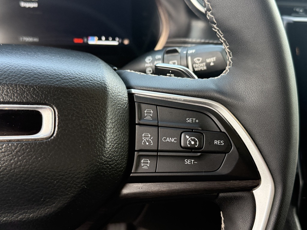2024 Jeep Grand Cherokee Limited photo 15