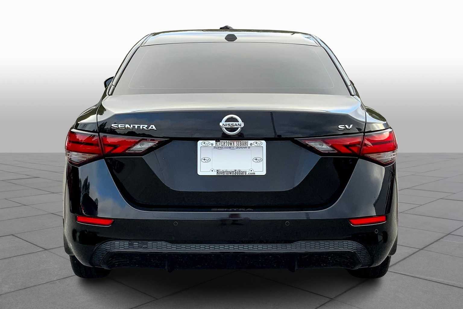 2021 Nissan Sentra SV photo 4