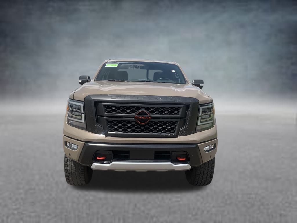 2023 Nissan Titan PRO-4X photo 2