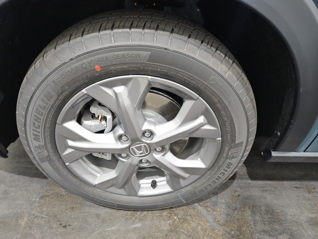 2026 Honda HR-V LX photo 8