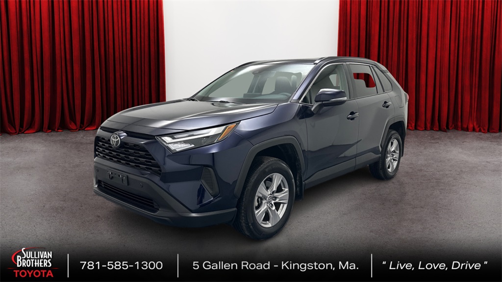 2023 Toyota RAV4 XLE's photo