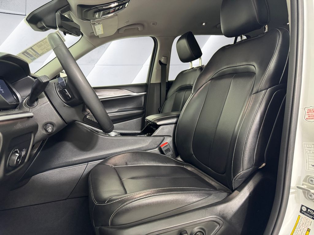 2023 Jeep Grand Cherokee Limited photo 8