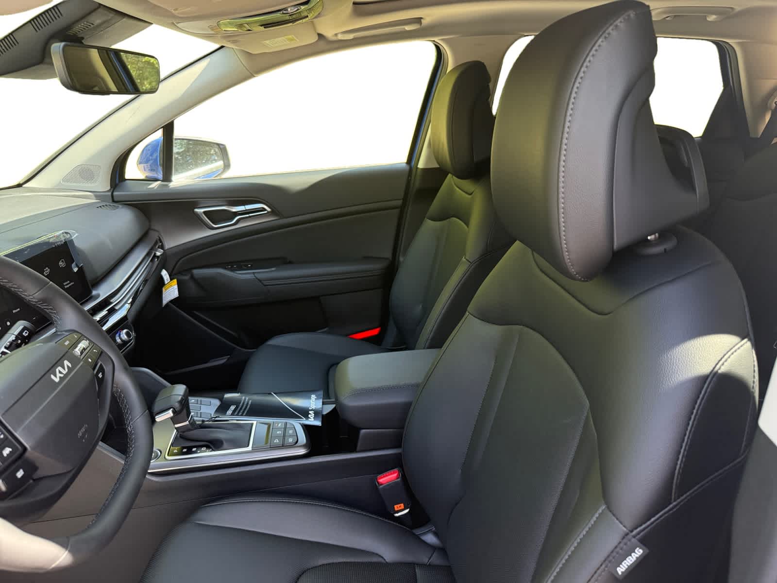 2026 Kia Sportage EX photo 9