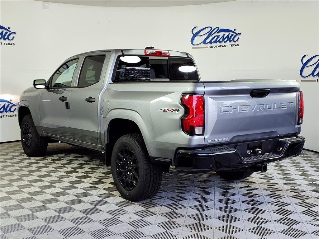 2026 Chevrolet Colorado Work Truck photo 2