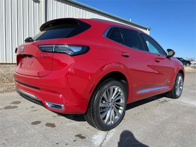 2025 Buick Envision Avenir photo 3