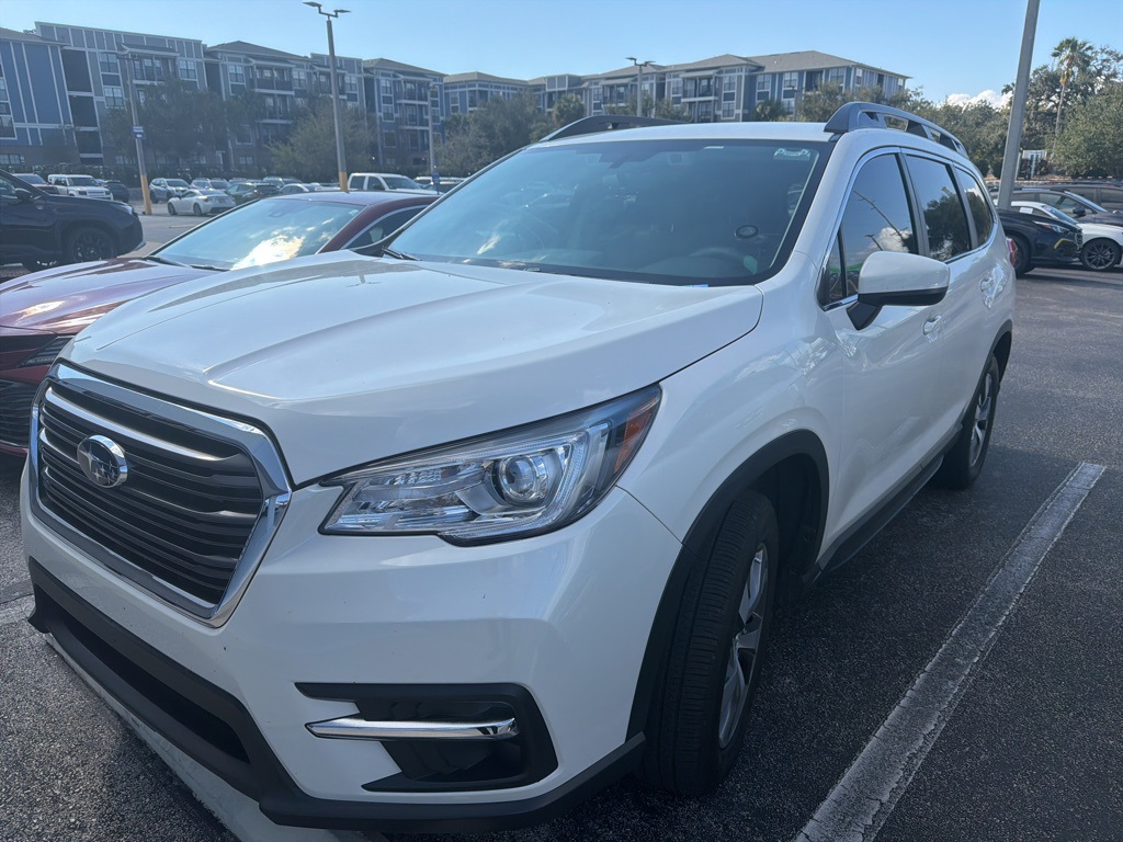 2022 Subaru Ascent Premium's photo