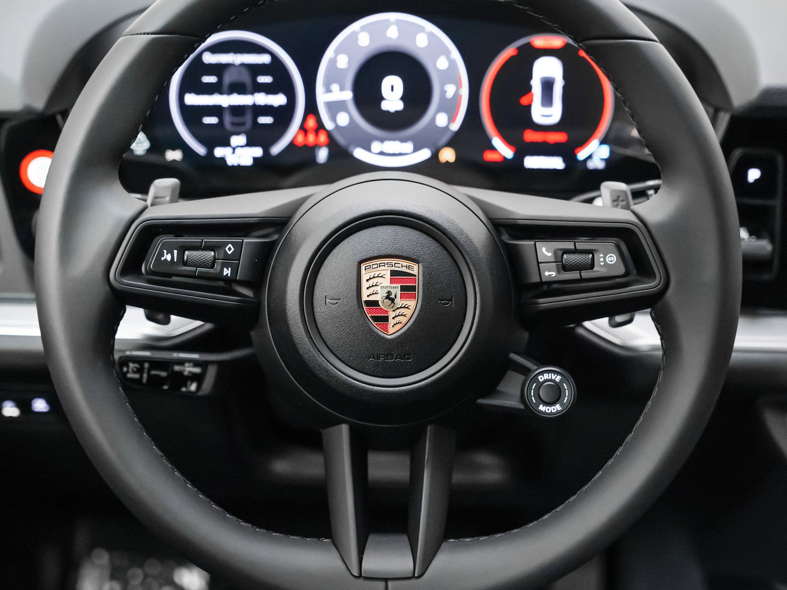 2025 Porsche Cayenne Coupe photo 17