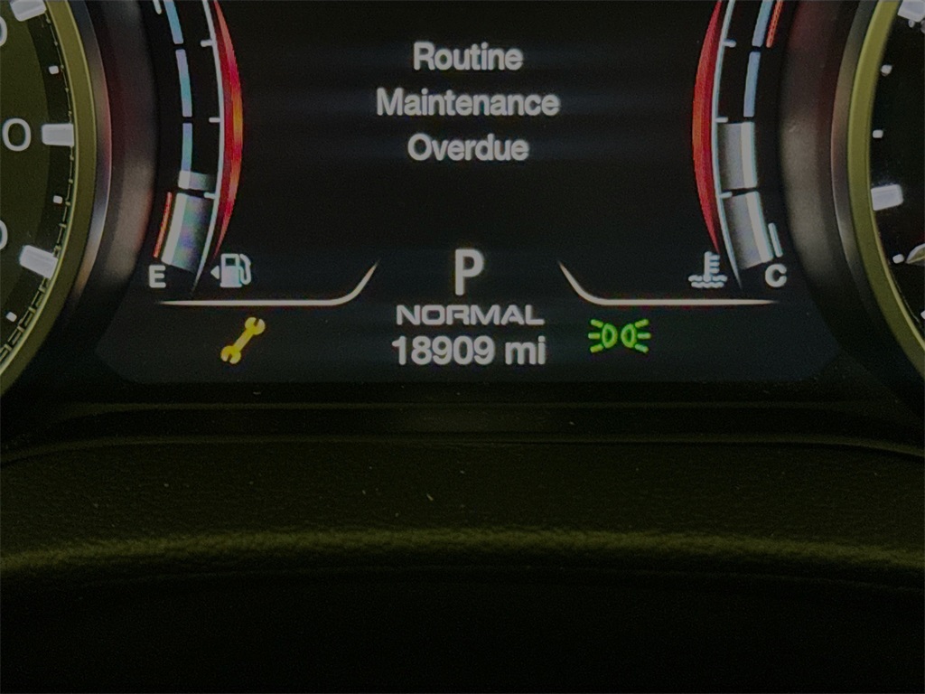 2023 Maserati Ghibli Modena Q4 photo 12
