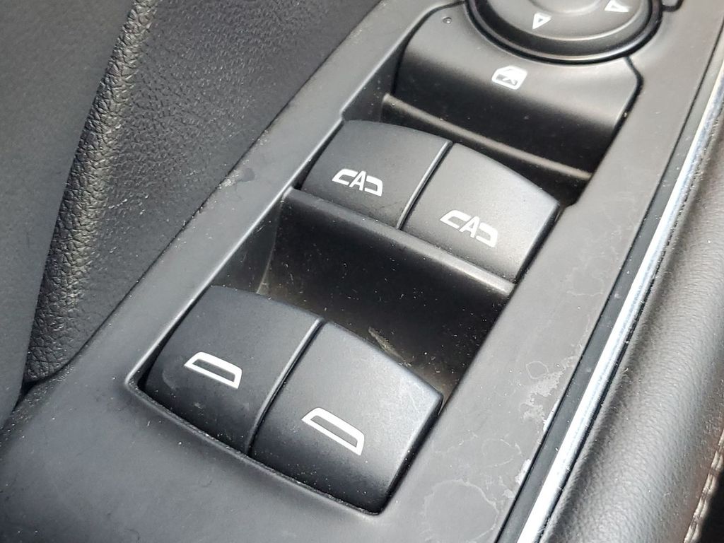 2023 Buick Envision Preferred photo 32