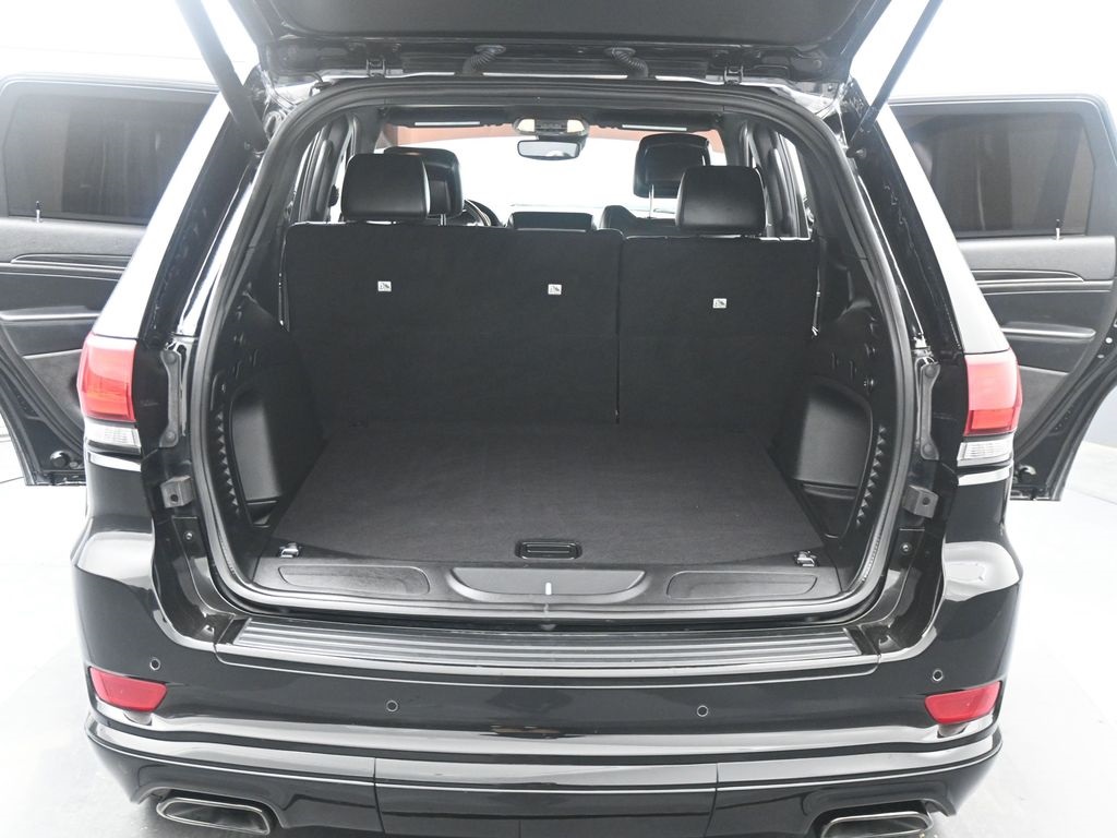 2021 Jeep Grand Cherokee Limited X photo 2