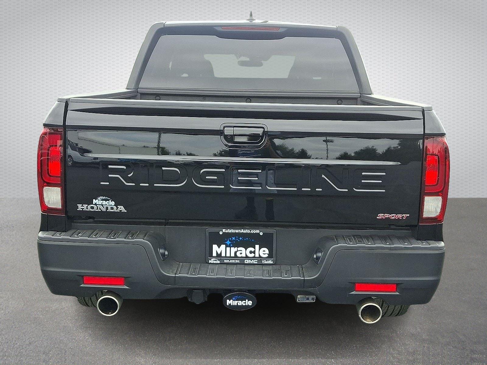 2025 Honda Ridgeline Sport photo 5