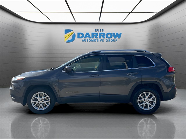 2016 Jeep Cherokee Latitude photo 2