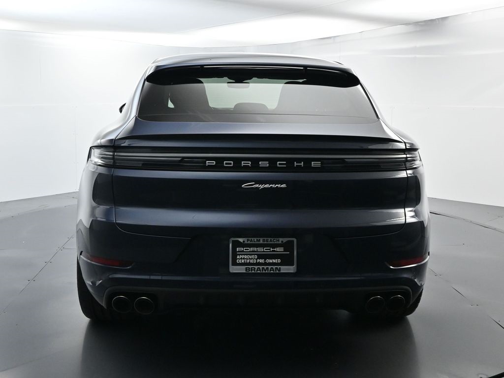 2024 Porsche Cayenne Coupe Base photo 11