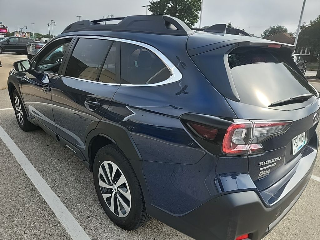 2025 Subaru Outback Premium photo 6