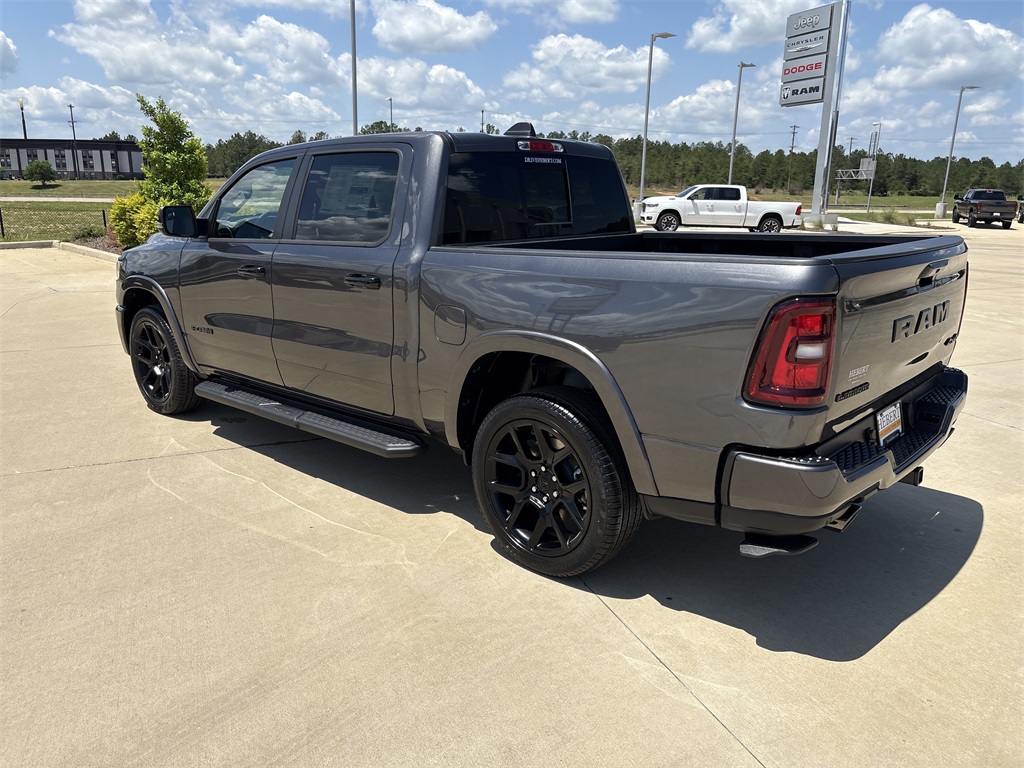 2025 Ram 1500 Laramie photo 8