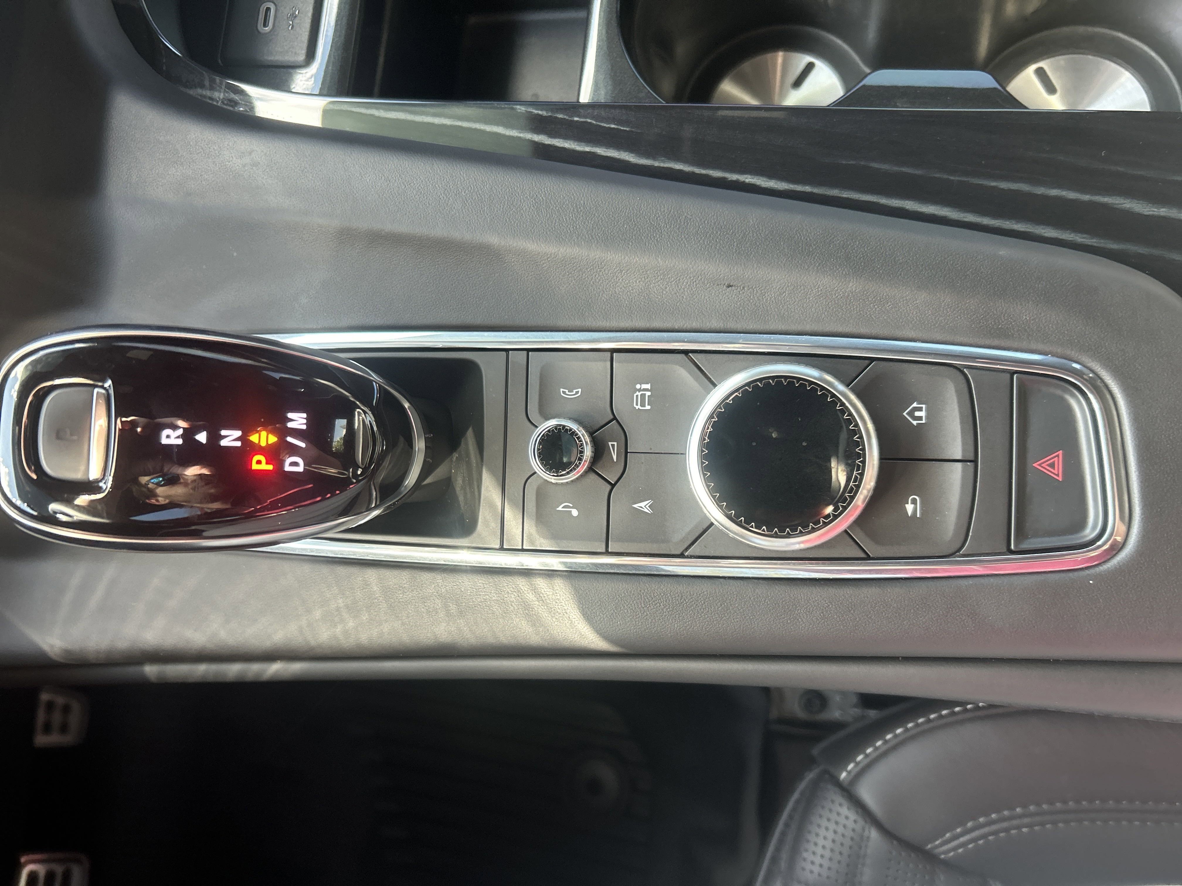 2024 Cadillac Escalade V-Series photo 21