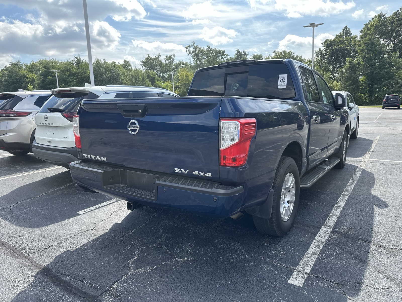 2019 Nissan Titan SV photo 5
