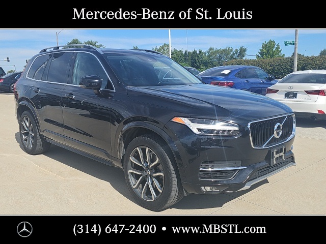 2017 Volvo XC90 T6 Momentum photo 2