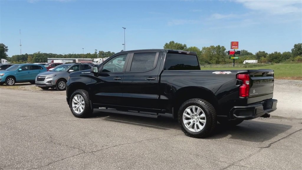 2021 Chevrolet Silverado 1500 Custom photo 6