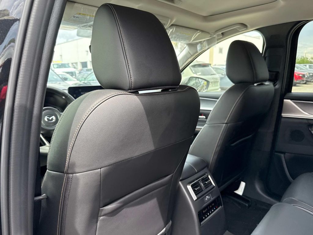 2025 Mazda CX-90 3.3 Turbo Preferred photo 39