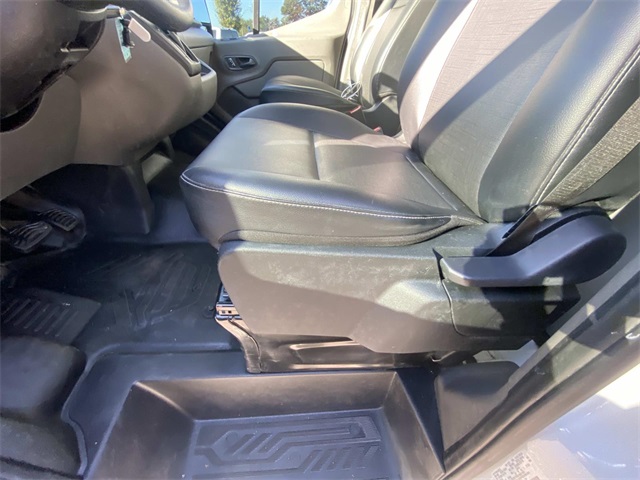 2023 Ford Transit photo 17