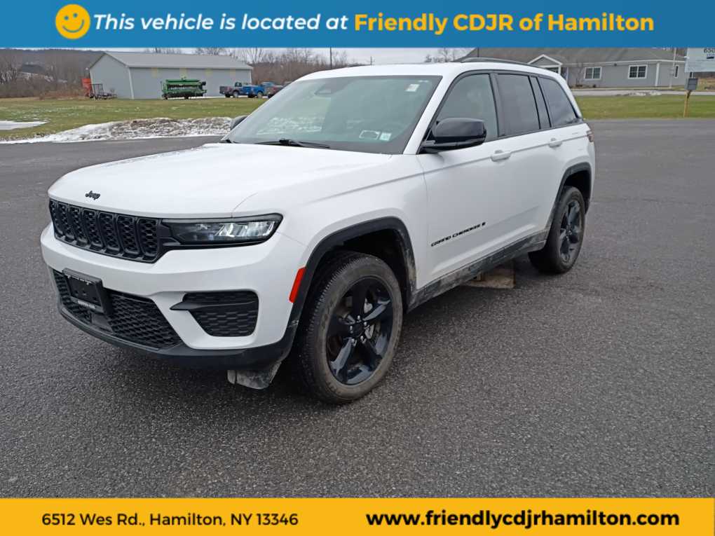 2024 Jeep Grand Cherokee Altitude's photo