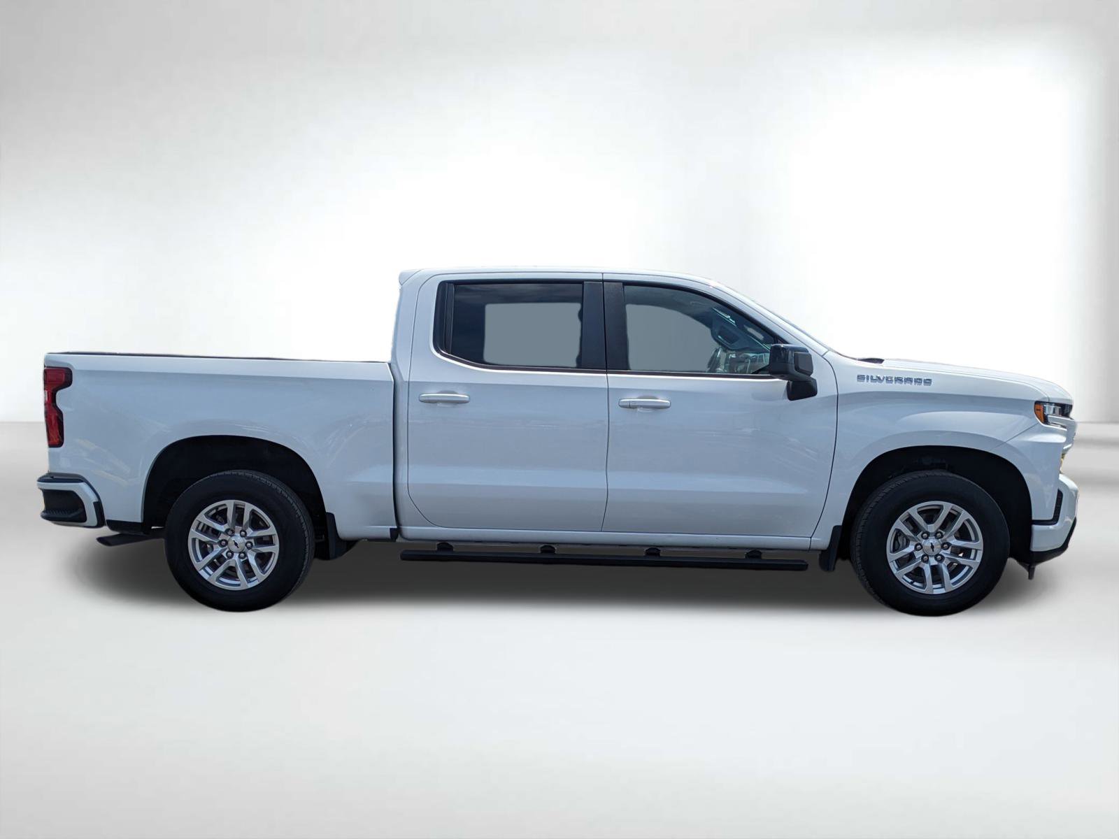 2022 Chevrolet Silverado 1500 RST photo 3