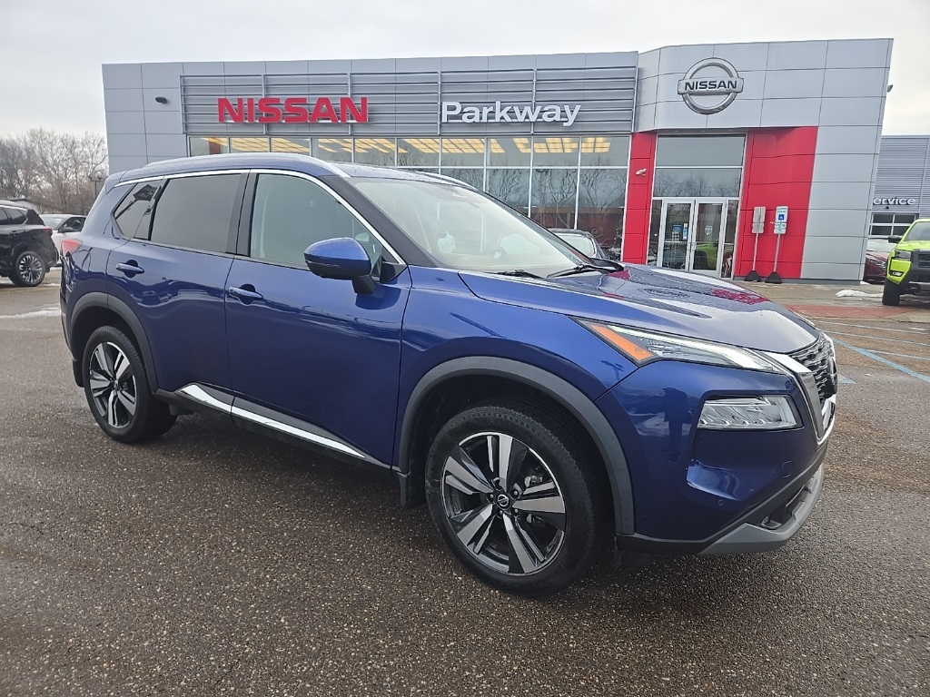 2021 Nissan Rogue SL's photo