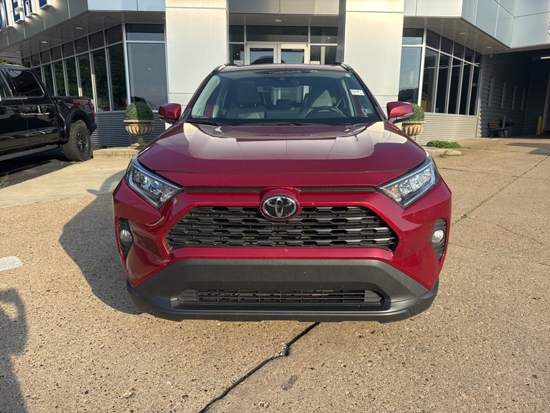 2021 Toyota RAV4 XLE Premium photo 2