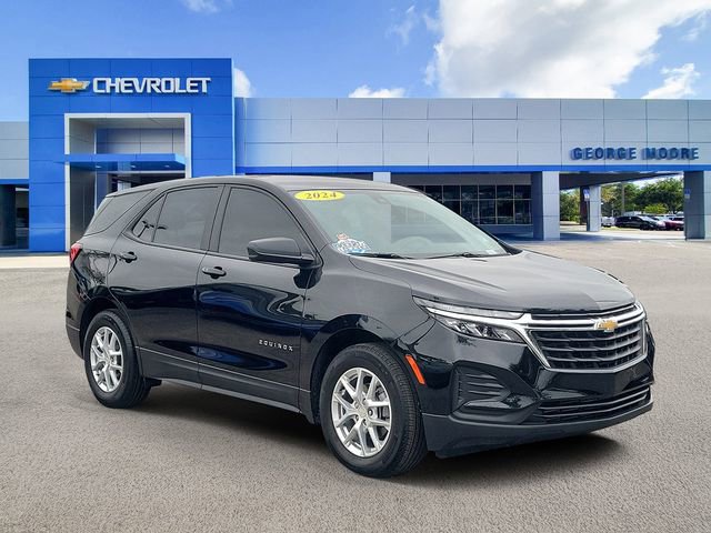 2024 Chevrolet Equinox LS's photo