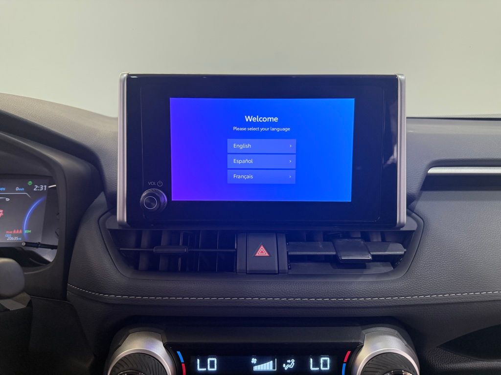2024 Toyota RAV4 Hybrid LE photo 21