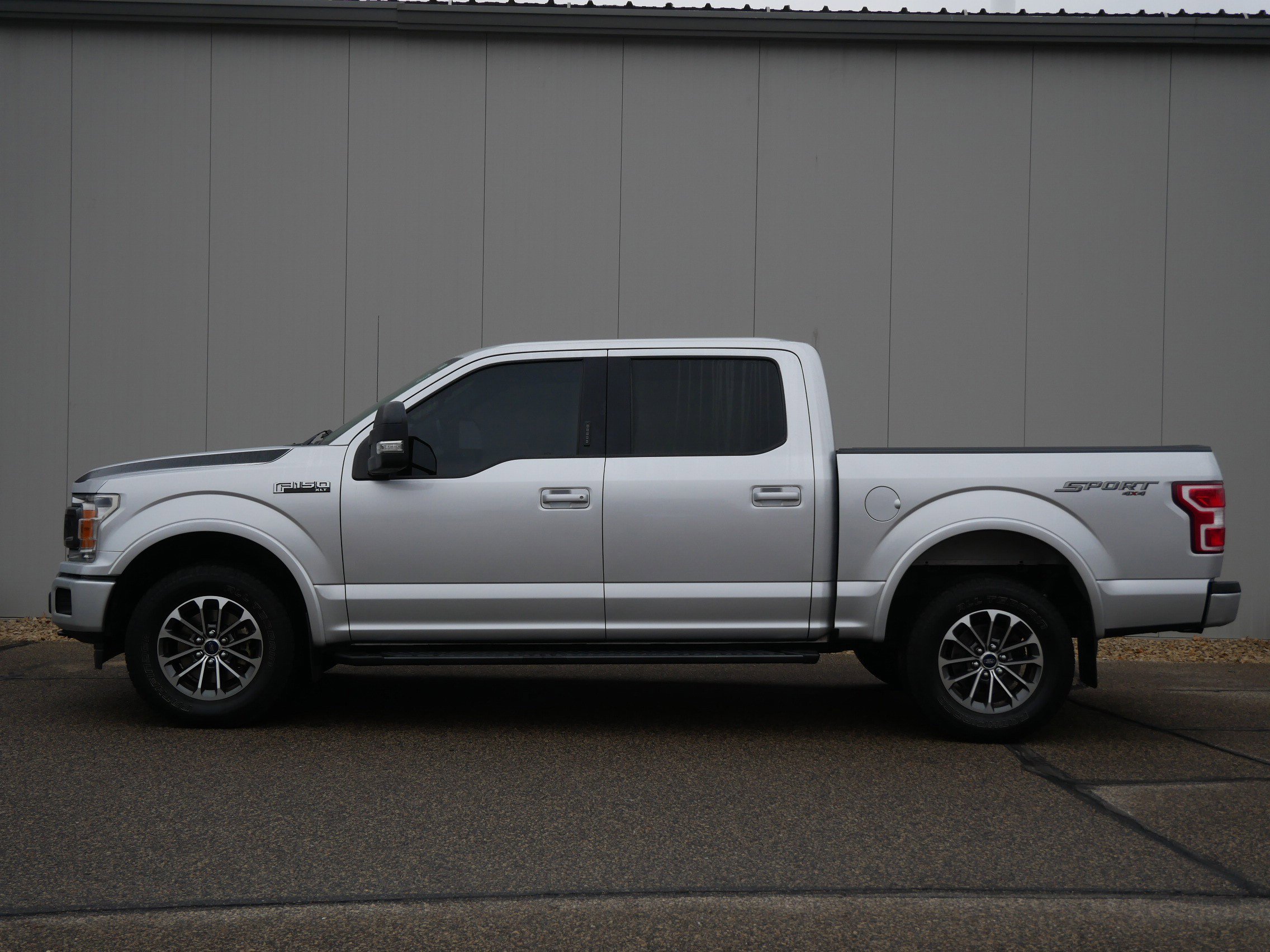 Used 2018 Ford F-150 XLT with VIN 1FTEW1EG5JFC01942 for sale in Hastings, Minnesota